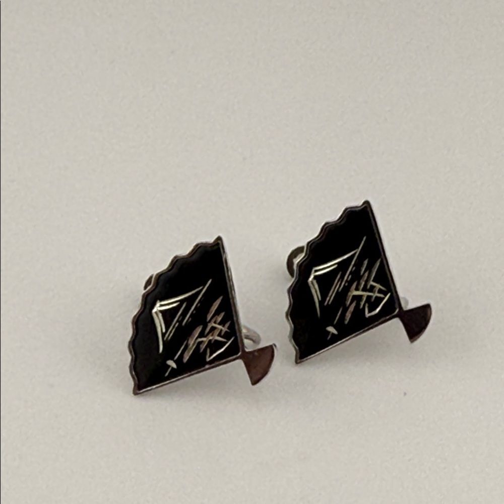 Vintage Sterling Silver Japanese Damascene Elegant Black Fan-Shaped Earrings